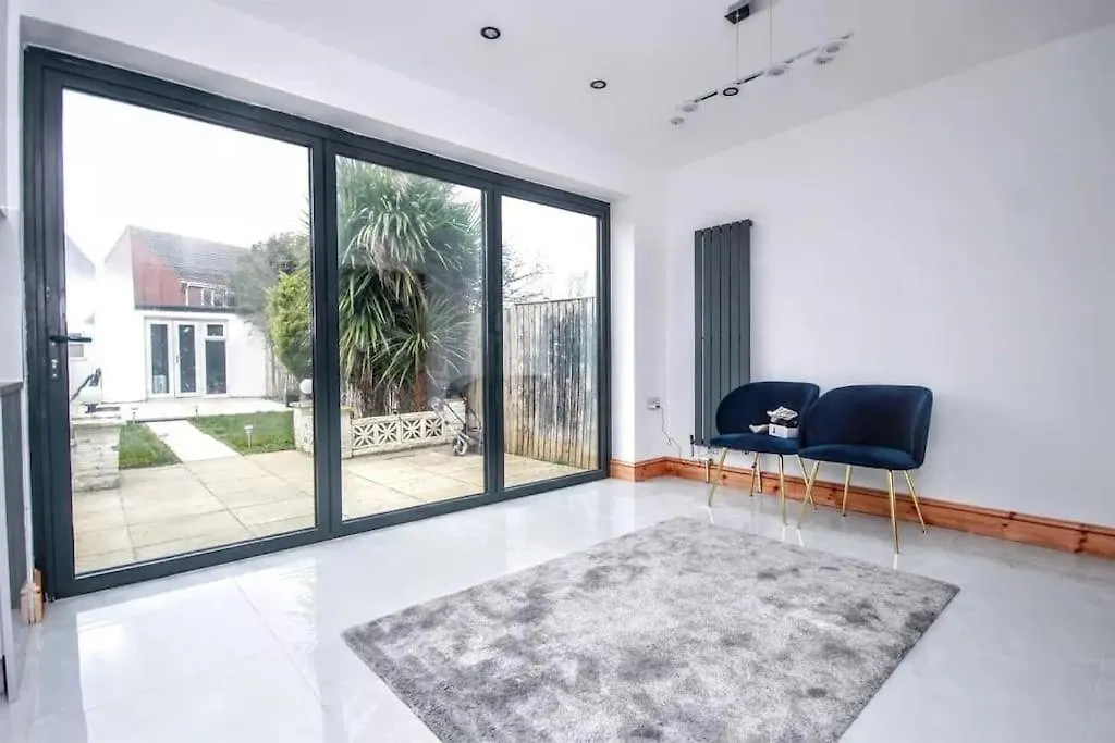 Beautiful Bright Three Bedroom House In Brighton And Hove With Free Parking 0*,  Ηνωμένο Βασίλειο